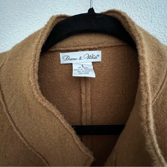 Deans & White Wool Jacket size Large Camel color - Picture 16 of 16